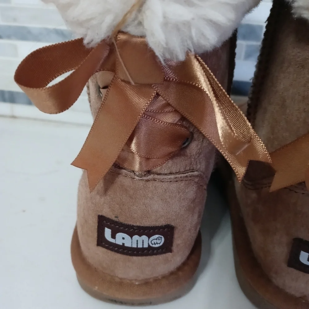 Lamo Elise Shearling Beige Suede Upper Faux fur Lining Toddler Boots 1Y